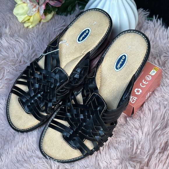 Dr. Scholl's Black Woven Sandals - Picture 8 of 10